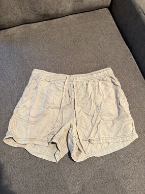 C&C California Light Beige Cotton Drawstring Shorts